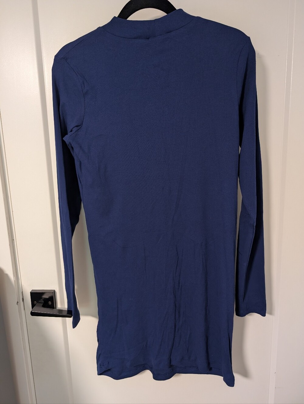 Blue Long Sleeve Ribbed Dress - Picture 2 of 3
